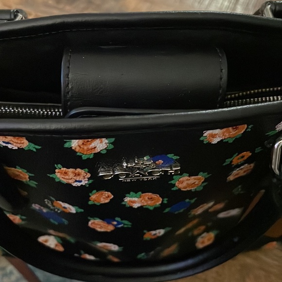 COACH - Floral - Top Handle - W/ Removable Crossbody Strap - Picture 4 of 10